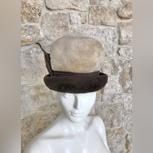 Incredible Vintage 1950s 1960s Schiaparelli Paris Rare Felt Hat - Picture 15 of 16